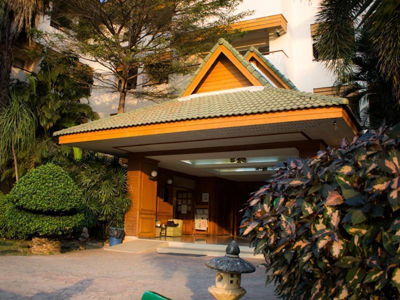 The Residence Hotel -Sha Extra Plus Chiang Mai Exterior photo